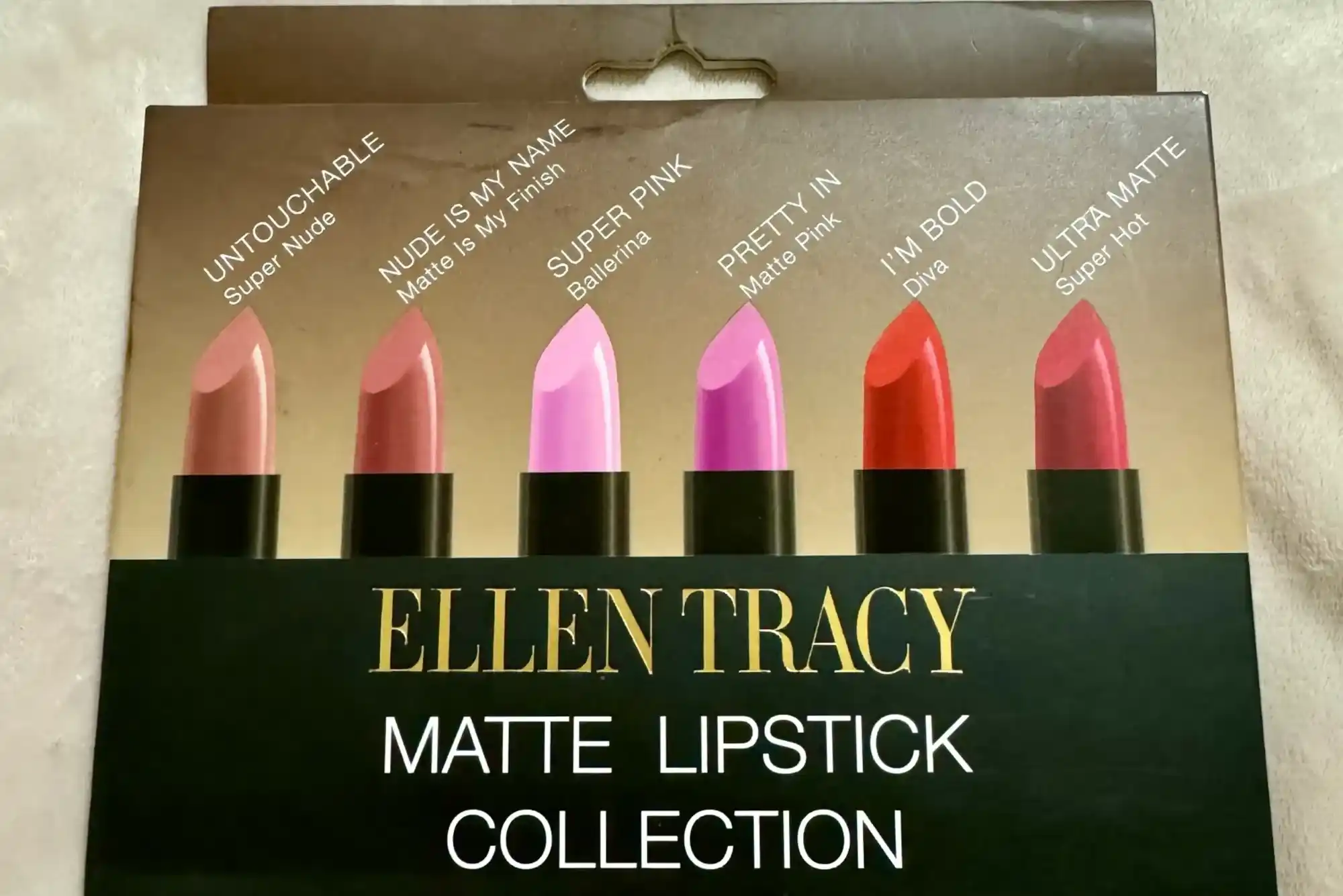 Ellen Tracy Lipstick Matte