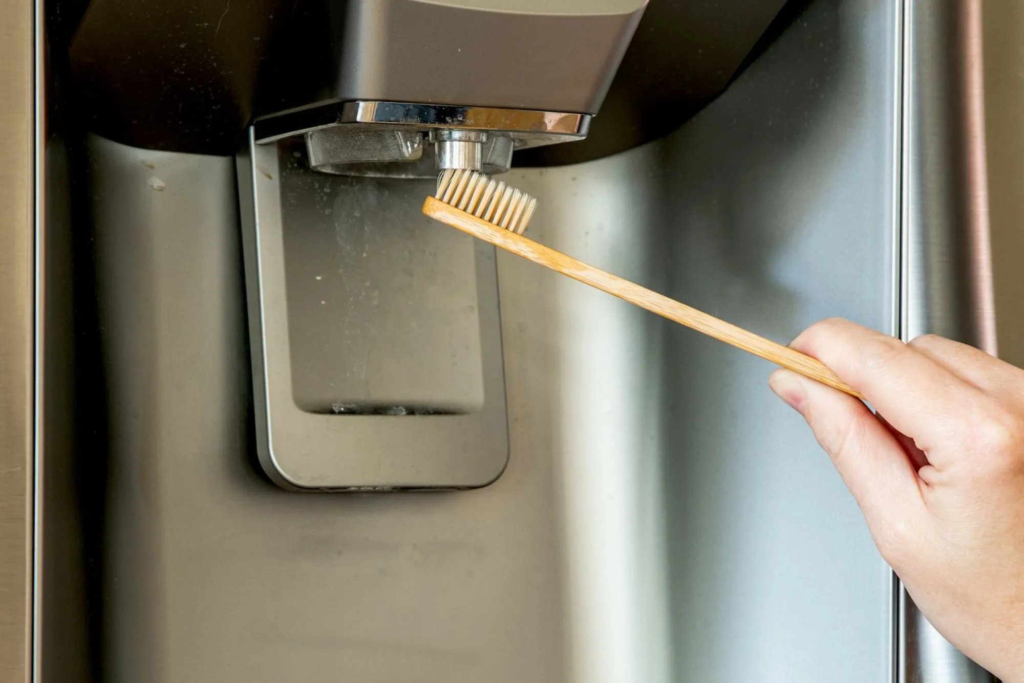 How to Fix Refrigerator Water Flow Problems